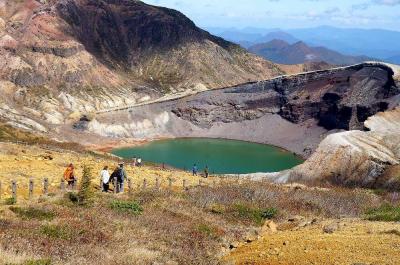 団塊夫婦の日本紅葉を巡る旅・2023東北－(2)紅葉と御釜を見に蔵王エコーラインをドライブ