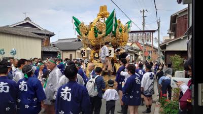 秋まつりを見に行く