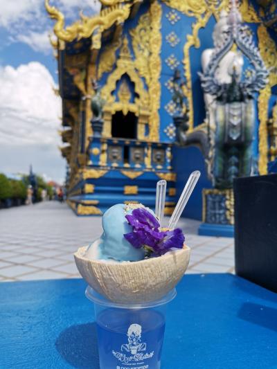 2023年9月　摩訶不思議姉妹・北タイ旅 17(チェンライ・ジャンボ麺と青い寺)  