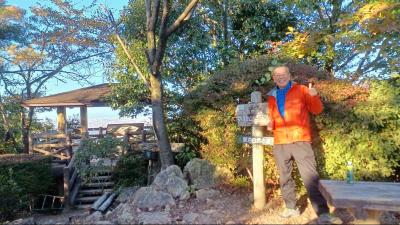 早朝よりおじいさんの弥勒山登山