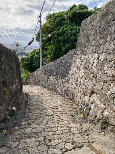 那覇で過ごすお正月～金城町石畳道を歩く♪