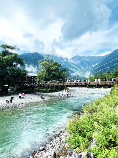 バスで行く雨の上高地。ああ、雨…。