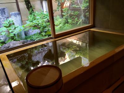 炭屋旅館・残月（表千家「残月亭」写し）で懐石料理，バケーションレンタル『京都二条 さわら木の宿』 