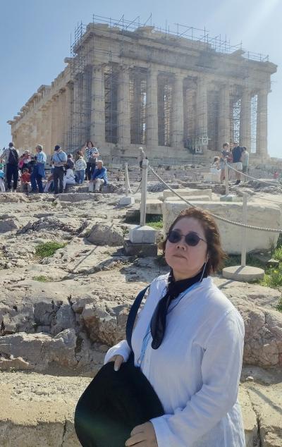 MSCスプレンディダ　アドリア海・エーゲ海クルーズ12日間（15）夜明けのピレウス入港からアテネ市内を走り抜け、アクロポリスの坂を登る。