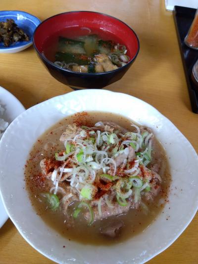 千葉県長生郡一の宮の玉前（たまさき）神社とJR八積駅前でもつ煮を頂きました。