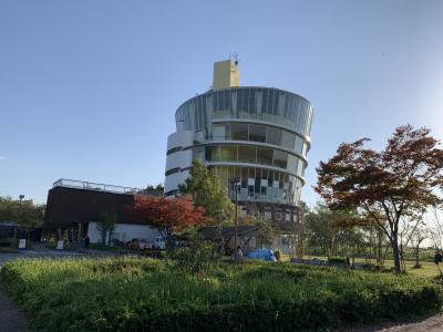 新潟県新潟市　潟博物館　現代建築　青木淳