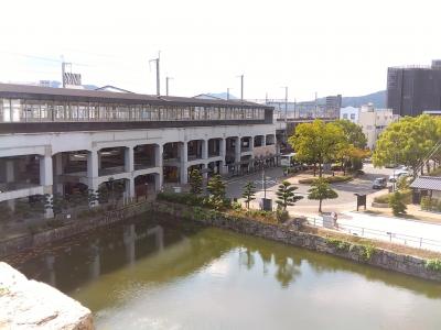 三原駅前の城跡