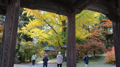 紅葉を求めて白馬山麓・大町　4人旅