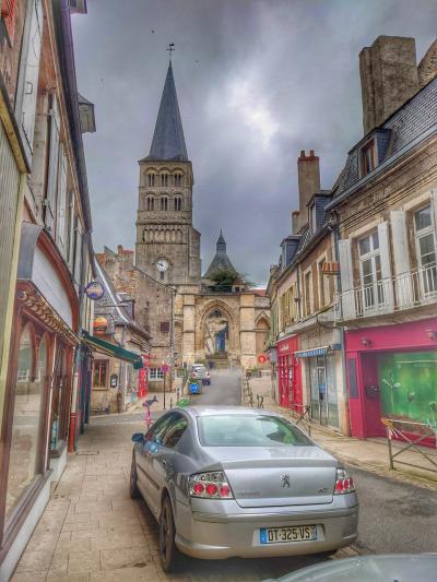 2023年5月ベルギーからのドライブ旅行39 ラ・シャリテ・シュル・ロワール(La Charit&#233;-sur-Loire)