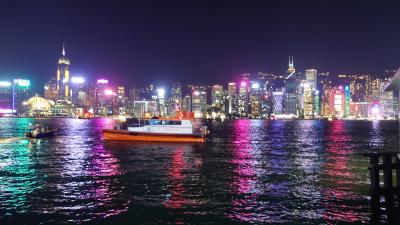 香港をトラムで観光～光と音のショー「シンフォニー・オブ・ライツ」