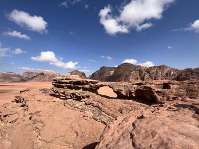 雪*様 【ラスト1点】万博 ヨルダン館 砂 727g 大容量 ワディラム砂漠 未 ラスト1点】万博 ヨルダン館 砂 727g 大容量 ワディラム砂漠 未