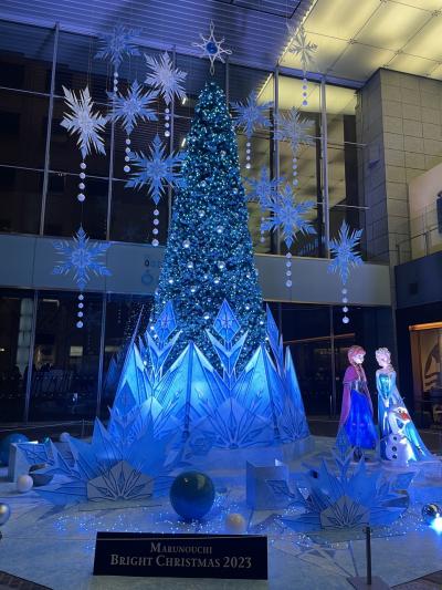 クリスマス準備の進む東京