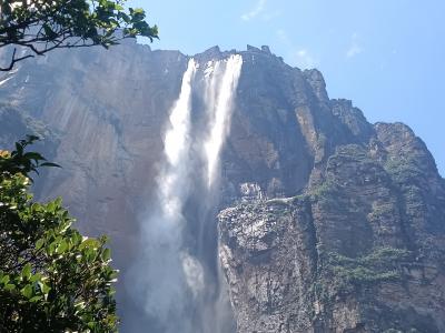 秘境ギアナ高地の旅(5)---エンジェルフォール滝下までのハイク・カナイマ・カラカス・イスタンブール