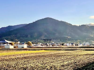 peachのセールで行く関西⑤　三輪山登拝　そして 山の辺の道を海柘榴市へ