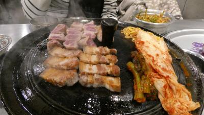 「釜山へ☆やっと行けました」12月2泊3日　豚の夕食