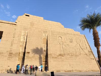 エジプト個人旅行NO21(ラムセス三世葬祭殿へ)