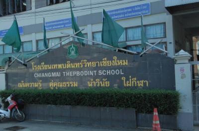 今年2回目のタイ旅行 バンコクからチェンマイへ そしてコムローイ 10