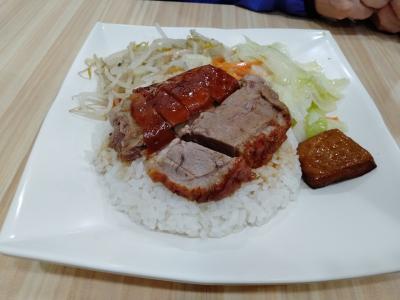 高雄グルメ記(美人蕉/味味一品/根津食堂/米血糕入りスープ/香港發財燒臘店青海店/燉土鶏鍋/乾麺蕎麦) 2023/12/04-10