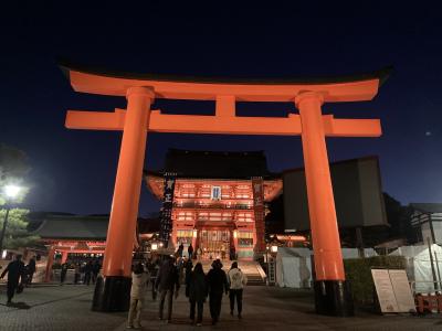 夜明け前に伏見稲荷神社へ行こう