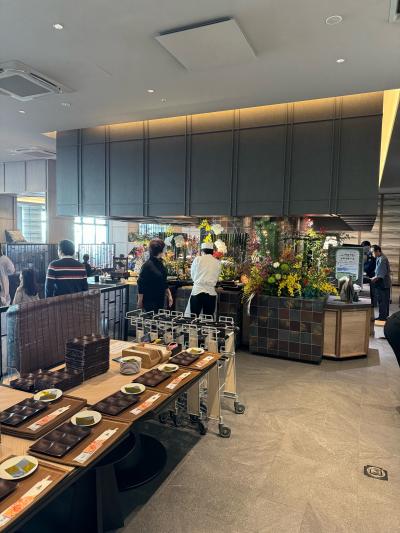 1月2日は、大分県立美術館と宇佐八幡宮でした。