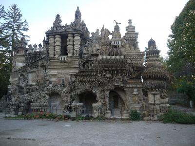 フランスの美しい村を訪ねて(26)ローヌ(その1)