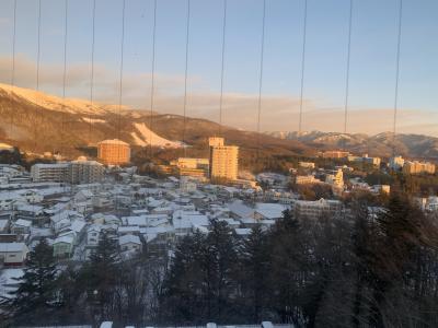 高速バスで草津温泉へ高台のホテルから眺める雪景色の草津「重監房資料館」は行ってほしい