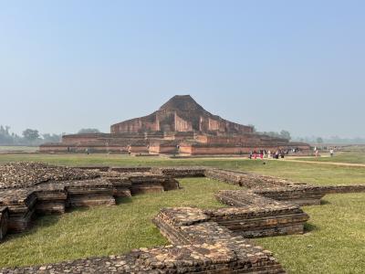 バングラデシュが誇る巨大仏教遺跡パハルプールを訪ねる旅