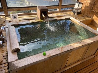 地震にも負けず山代温泉 白山菖蒲亭 露天風呂付客室