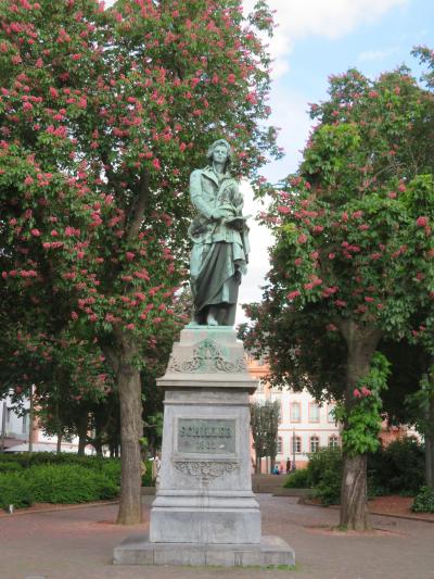 心の安らぎ旅行（2023年４年ぶりのドイツ♪Mainz マインツ Shillerplatz シラー広場 Part182）