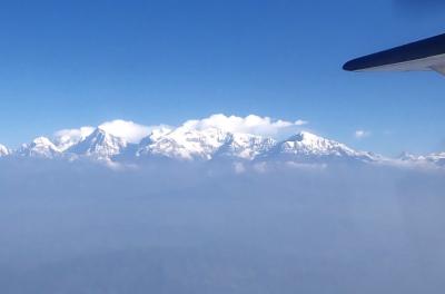 ネパールヒマラヤ見るために飛行機でポカラへ