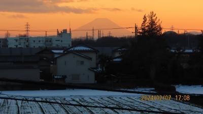 大雪後に見られた夕焼け富士