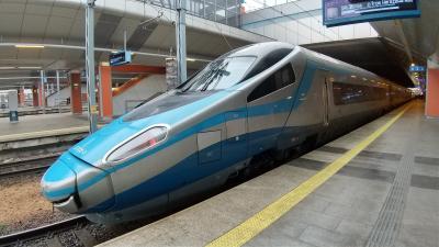 クリスマスの東欧を列車で巡る旅2023冬（４：ポーランドの看板列車でクラクフへ）