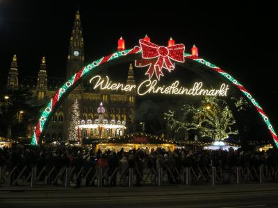 クリスマスの東欧を列車で巡る旅2023冬（９：ベルヴェデーレ宮殿とクリスマスマーケット２）