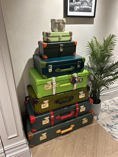 リリコさま専用グローブトロッター　オリジナル　スーツケース リリコさま専用グローブトロッター オリジナル スーツケース 125