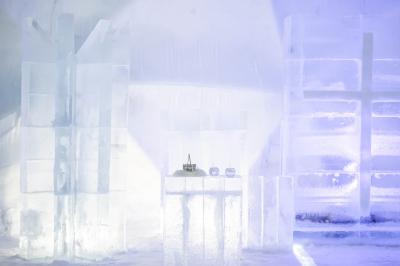 冬の北海道　雪と氷の祭典①(さっぽろ雪まつり＆トマムのアイスヴィレッジ)