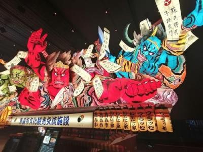 ’２４　青森秋田冬のお祭り旅２１　青森市内観光②（ねぶたの家ワ・ラッセ～パンとエスプレッソと樹の下で）