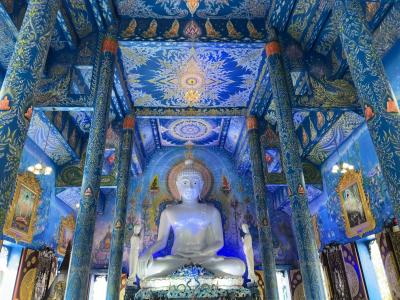 タイ専科  87    チェンライ市　　ワット ローンスアテン 青寺院