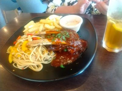 マレーシア旅行 2023年 年末年始 約1ヵ月の旅 その3 ペナン けいちゃん、宙に舞う!!