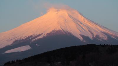 1泊2日で富士山満喫　紅富士もゲット！