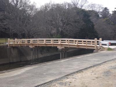 【ここにだけお出掛け】架け直された木造の橋。 <城下橋>