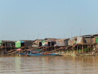 神秘のアンコール遺跡5日間☆行って良かった感動の朝日②トレンサップ湖クルーズ.ラッフルズホテルでハイティー