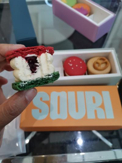 2022年7-9月　タイ旅2022夏#80 (タイ再入国27日目・ソウリのマカロンと伝統タイデザート)