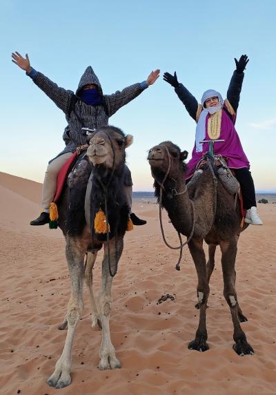 JTB 異世界への誘いモロッコ9日間（9）月明かりのメルズーガ大砂丘でラクダの背に乗り「月の砂漠」を謡いながら夜明けを待つ。