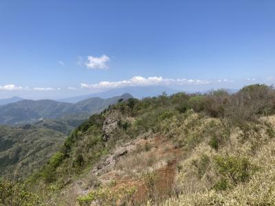 GWの穴場　大雄山最上寺から箱根明神ヶ岳に登る