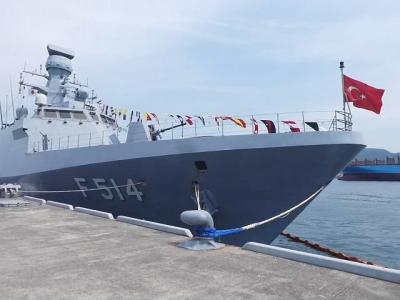 トルコ軍艦・呉港に入港・・『TCG KINALIADA』