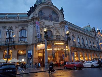 歩くプラハ2 事件ですか?事故ですか? 地下鉄のエスカレーターが早過ぎる問題