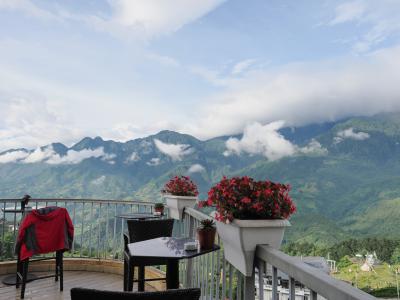 ベトナム北部(2/2) 山岳リゾート(サパ州)で 雨降る中の散策修行(後編)