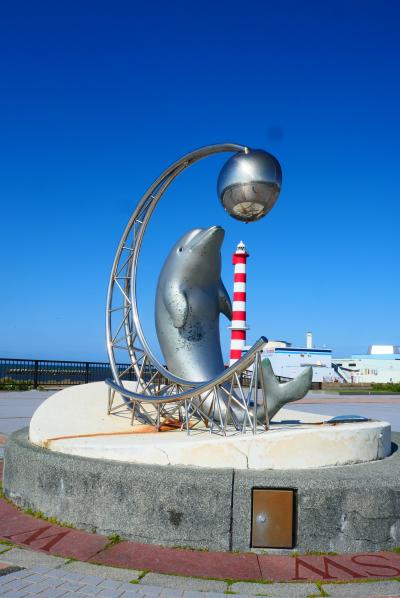 暑さを逃れて、日本最北の花の浮島・礼文島と、稚内、神威岬の積丹ブルーを見に、ゆったり旅する7日間