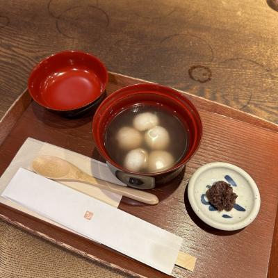 奥方のお供で夏の京都へ(2) 梅田阪急 "たねや" で、朝から和デザート。"搗き餅 小豆" が食べたかったけど、"冷ぜんざい"･･･