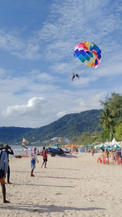 タイ南部リゾート５か所を定年退職ひとり旅（プーケットのパラセーリングとクラビのアオナン・ビーチ）